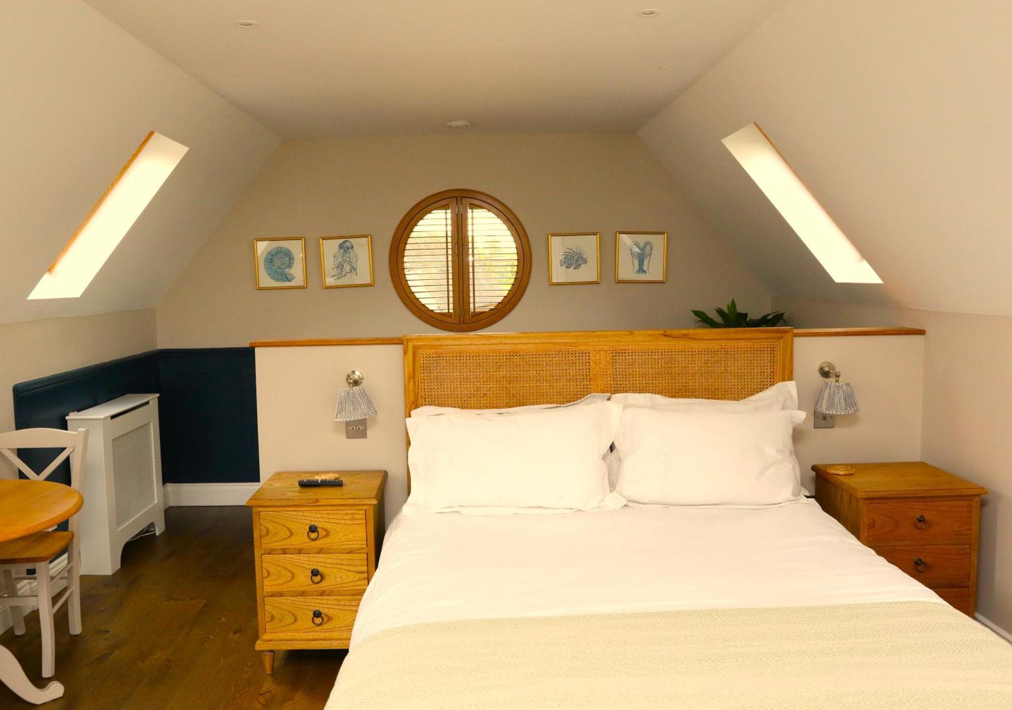 The Loft At The Croft - Stunning Rural Retreat Perfect For Couples & Dogs Holiday home Leigh (Gloucestershire)